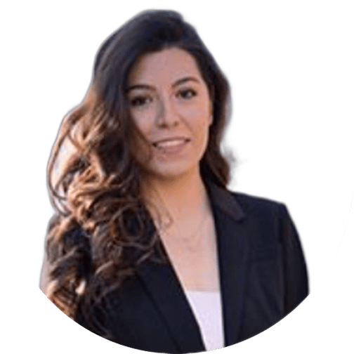 Tracy Headshot_Circular Background